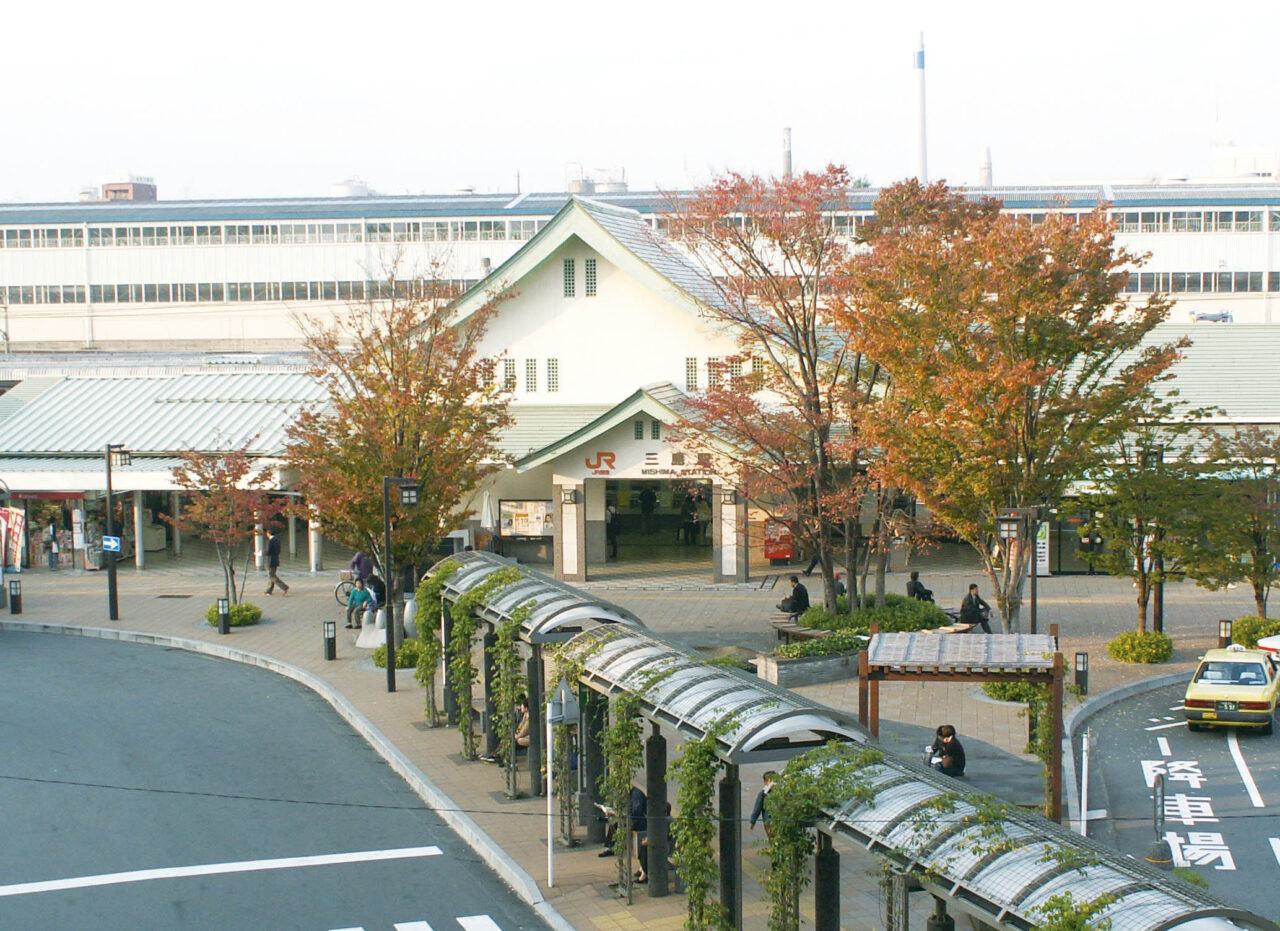  三島駅南口駅前広場（三島市）